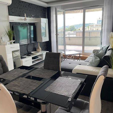 Silver Gray Appartment Balatonlelle Exteriör bild