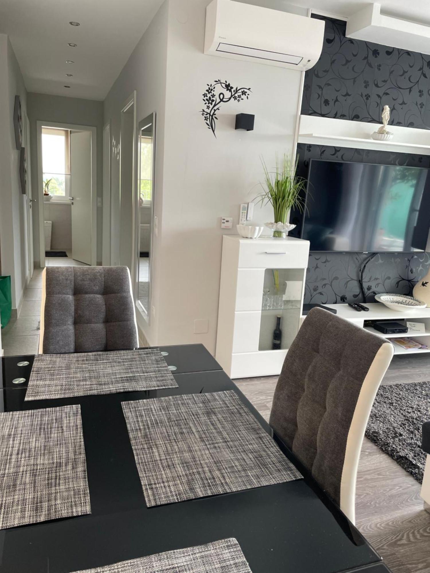 Silver Gray Appartment Balatonlelle Exteriör bild