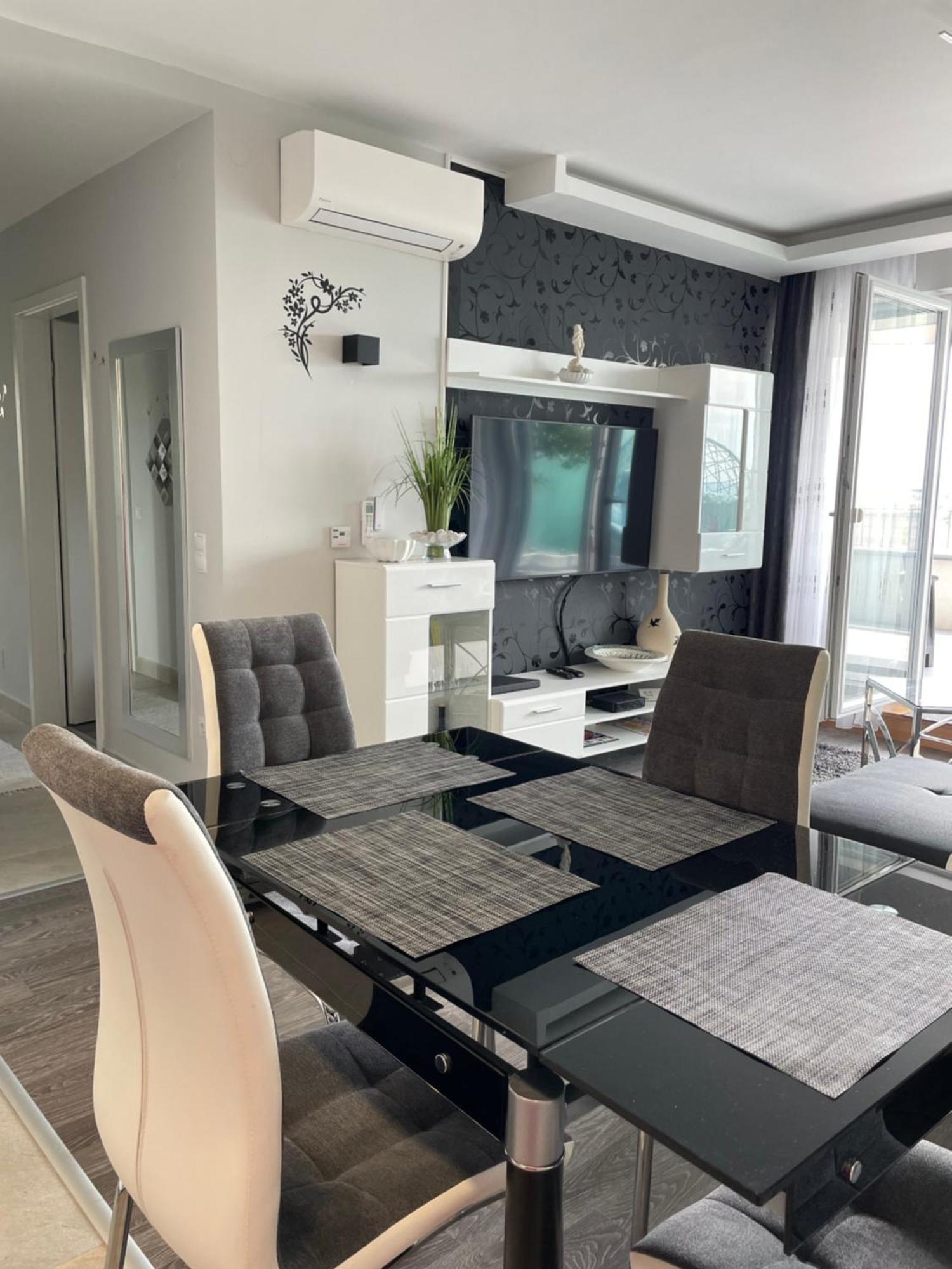 Silver Gray Appartment Balatonlelle Exteriör bild