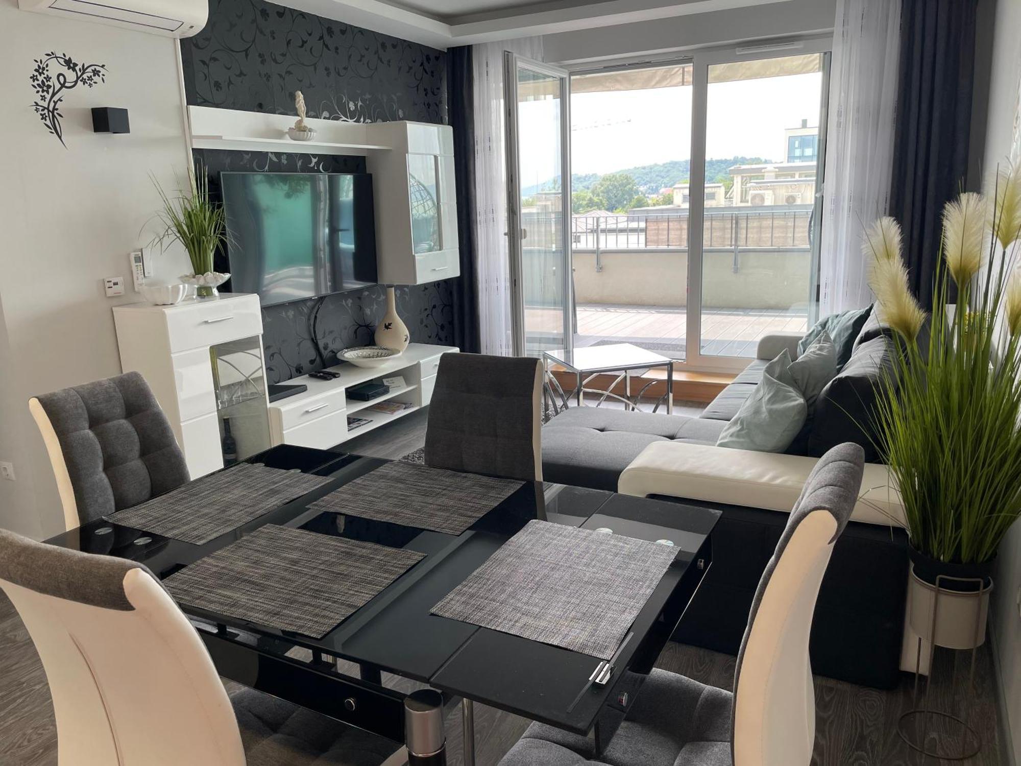 Silver Gray Appartment Balatonlelle Exteriör bild